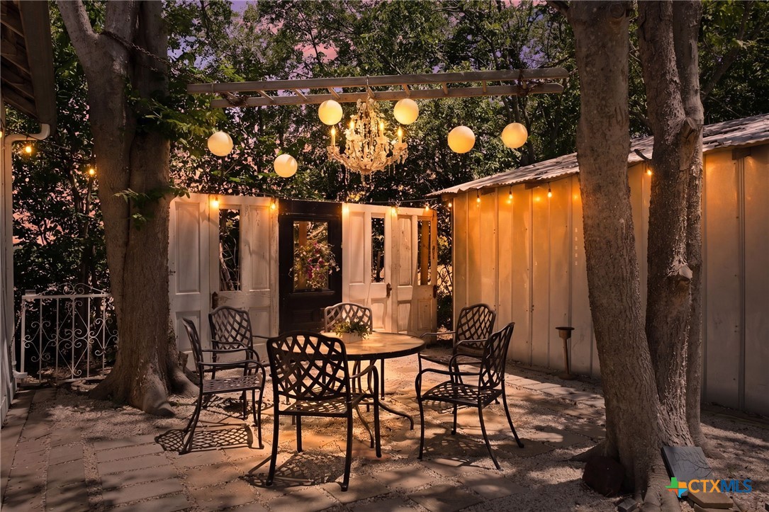 main property photo 33