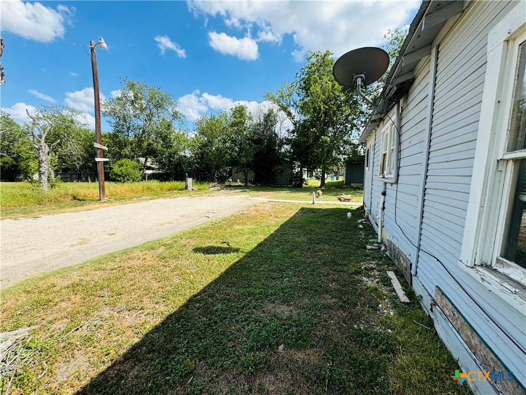 main property photo 8