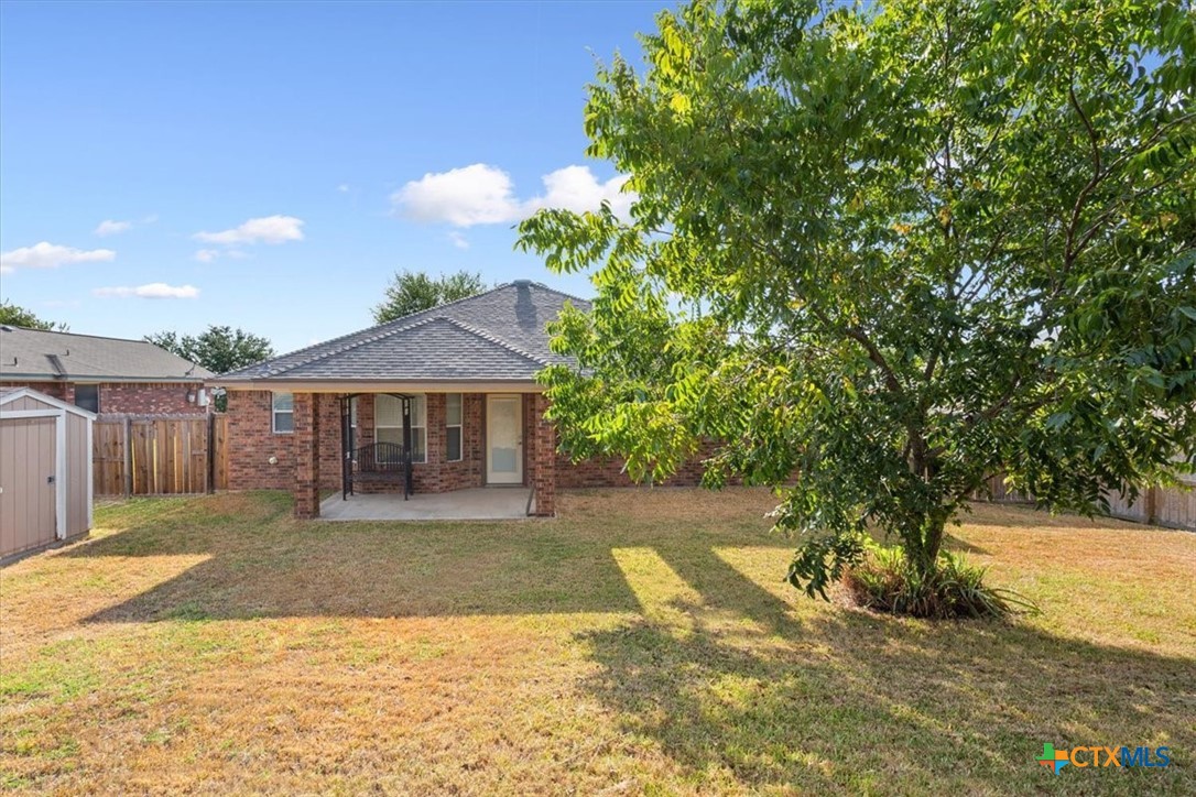 main property photo 23