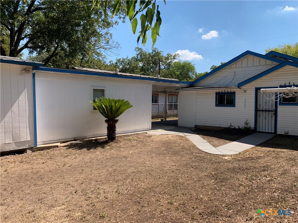 main property photo 9