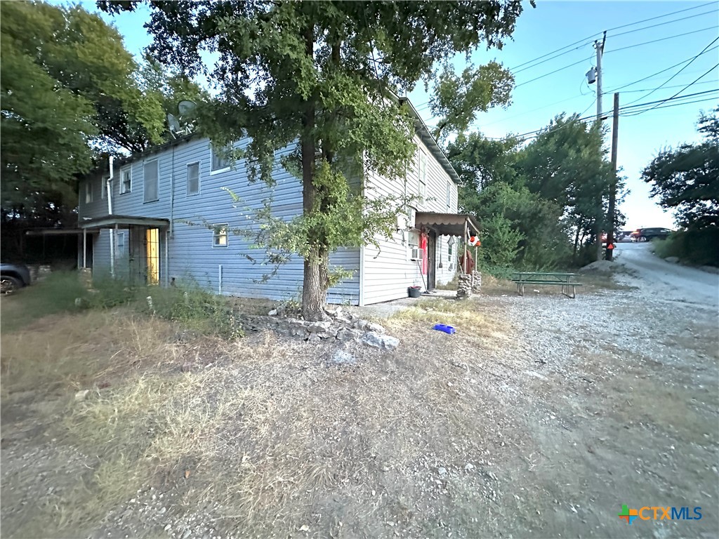 main property photo 19