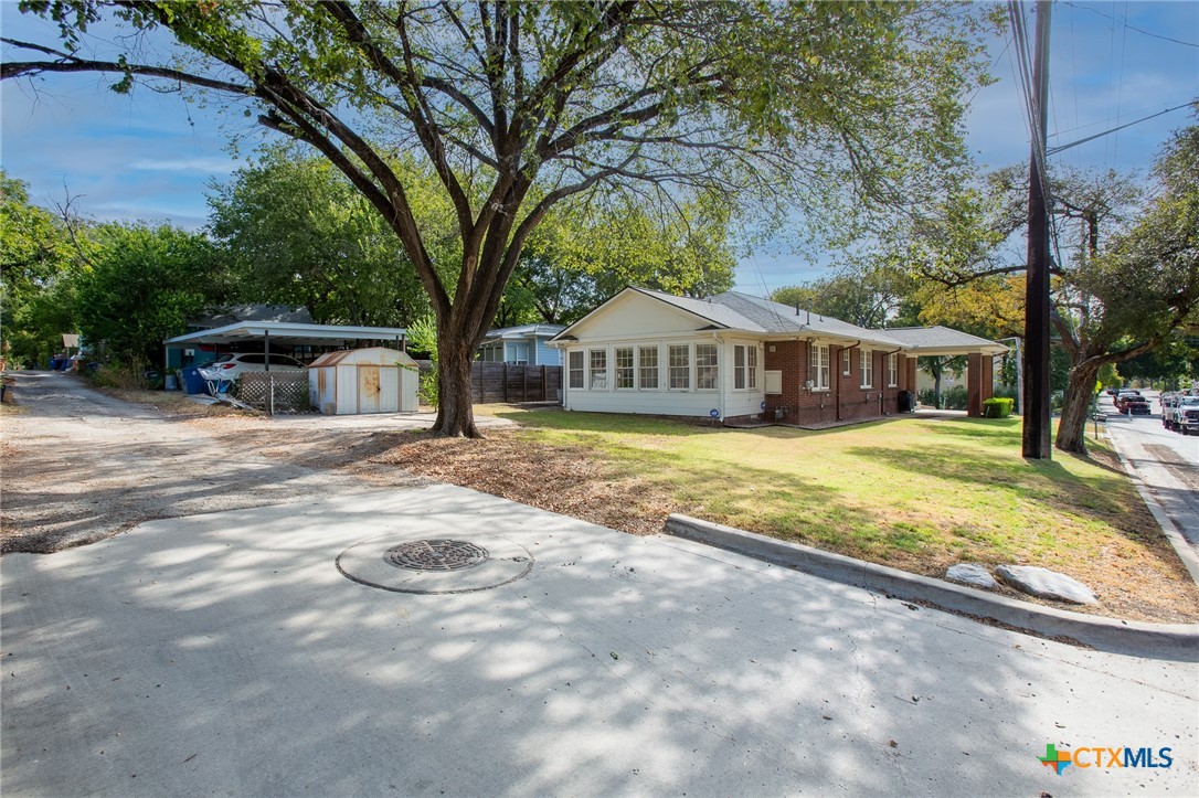 main property photo 40