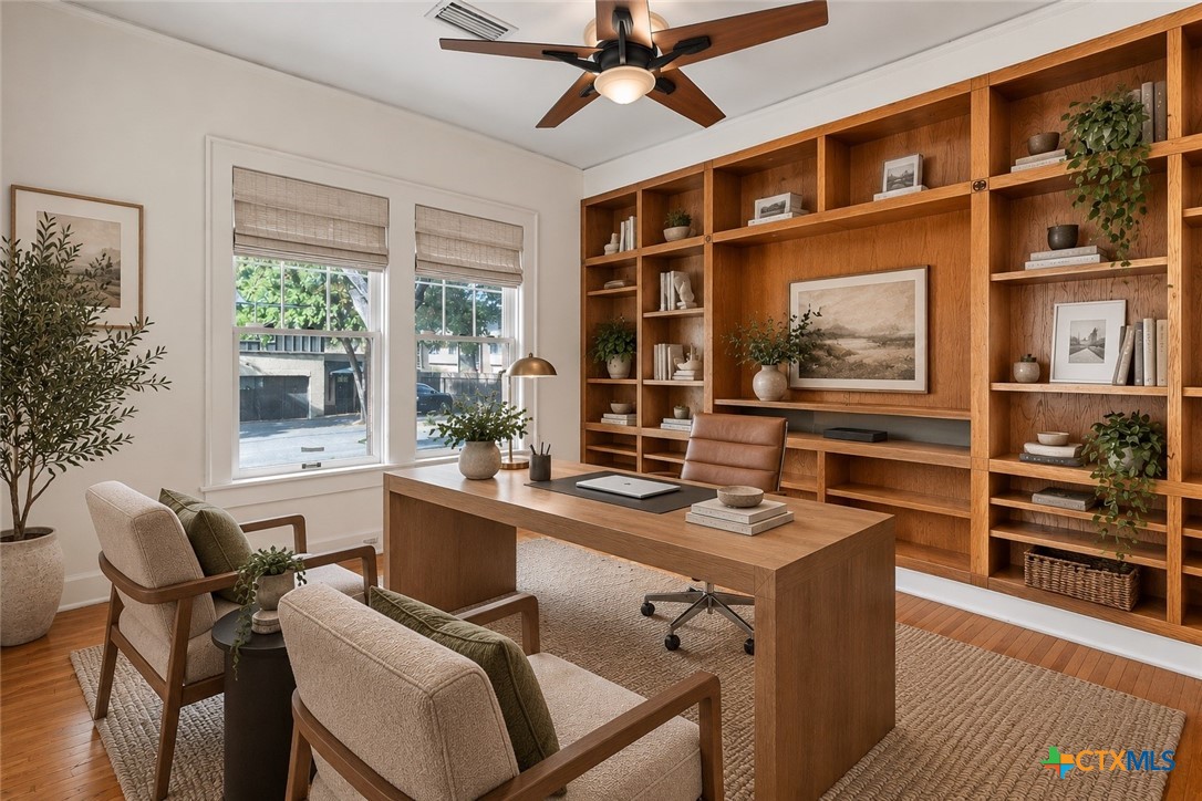 main property photo 7