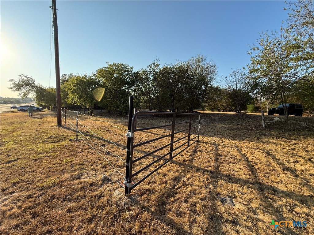 main property photo 13