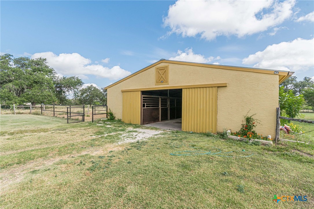 main property photo 29