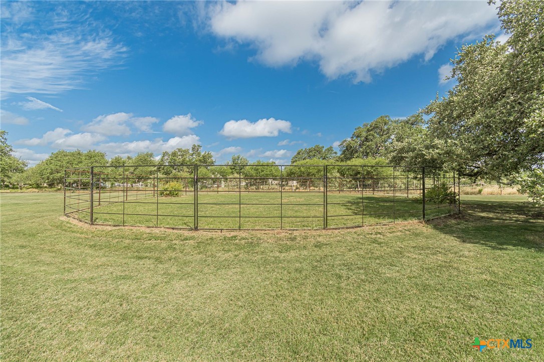 main property photo 41