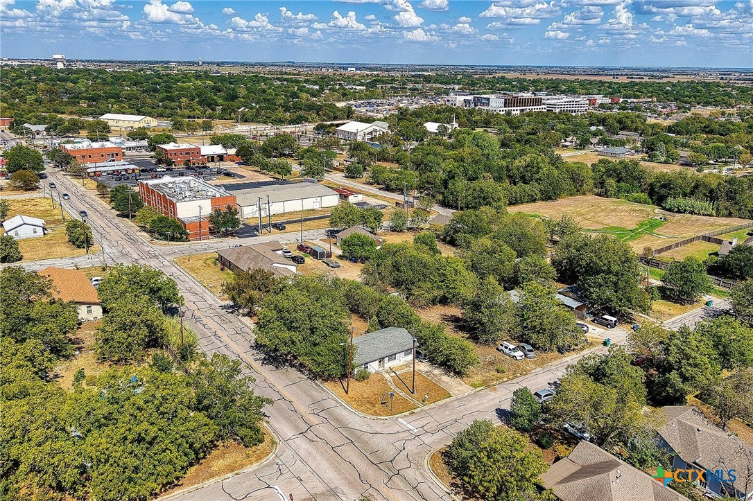 main property photo 10