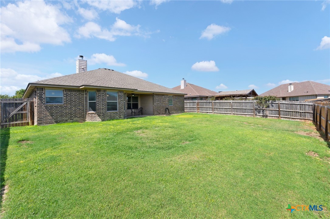 main property photo 14