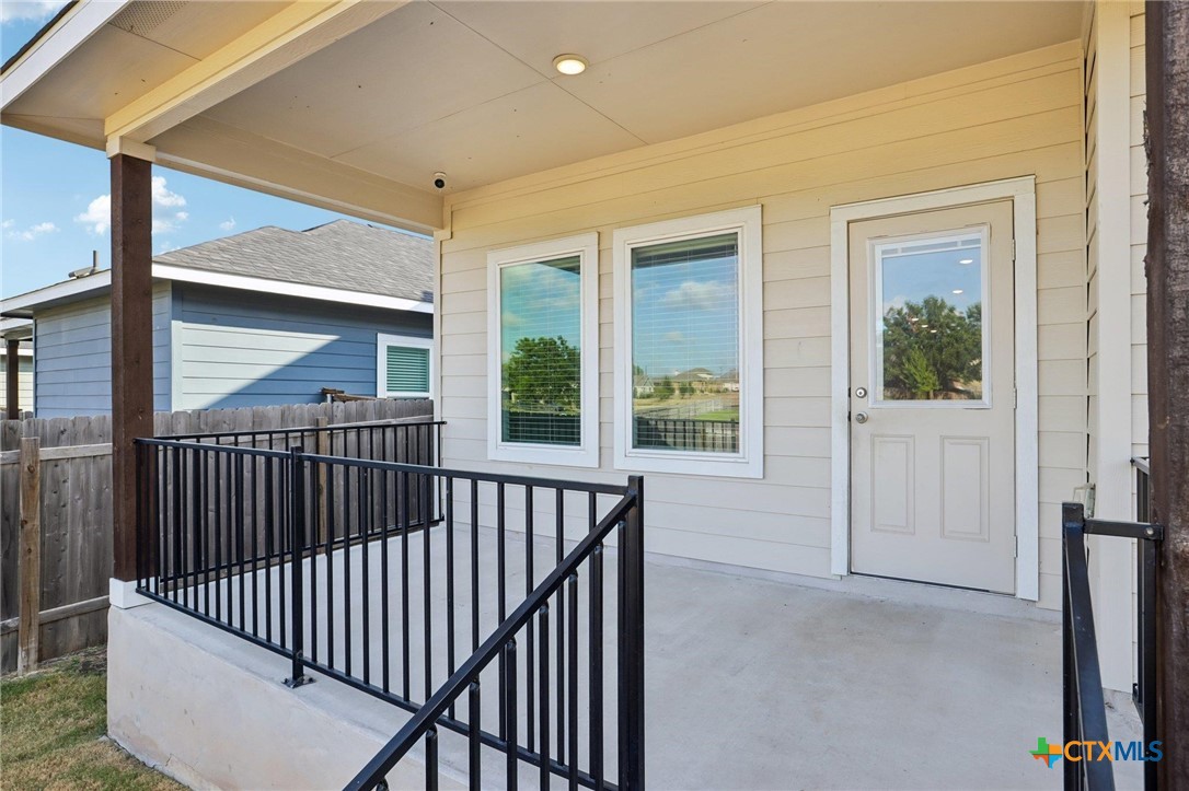 main property photo 25