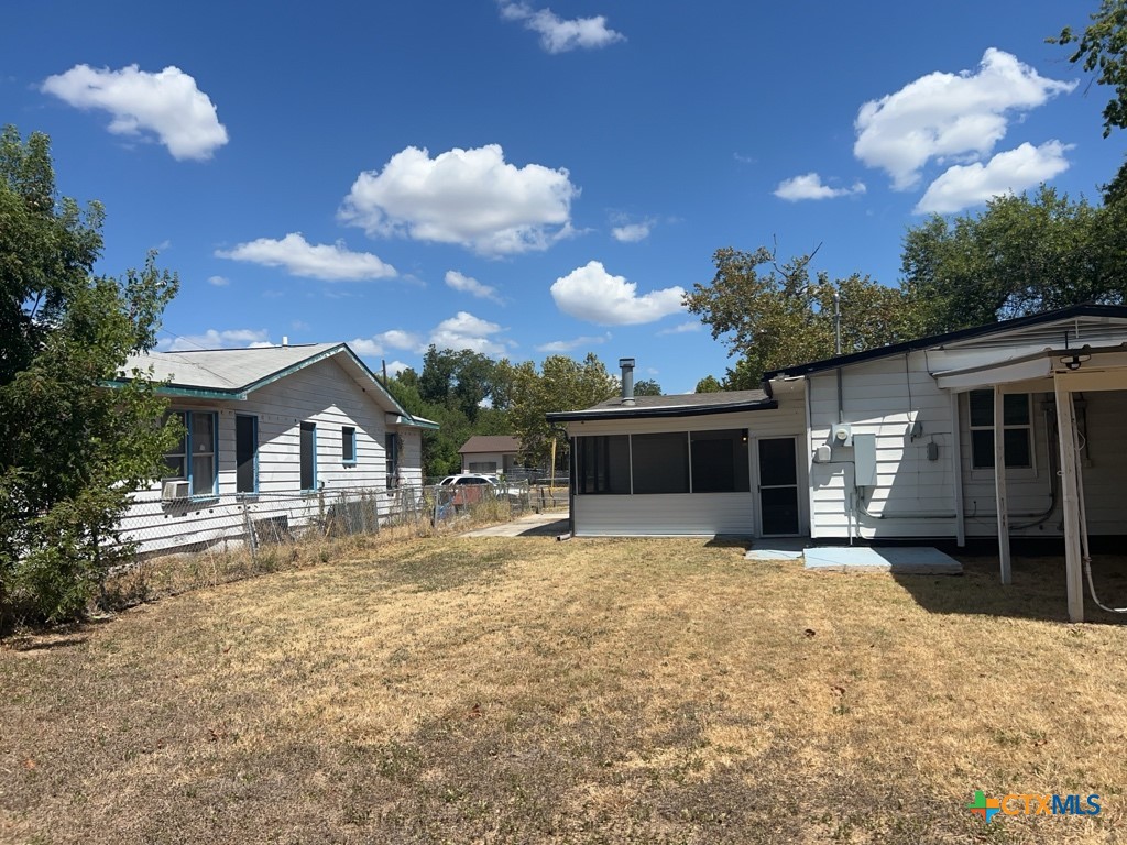 main property photo 3