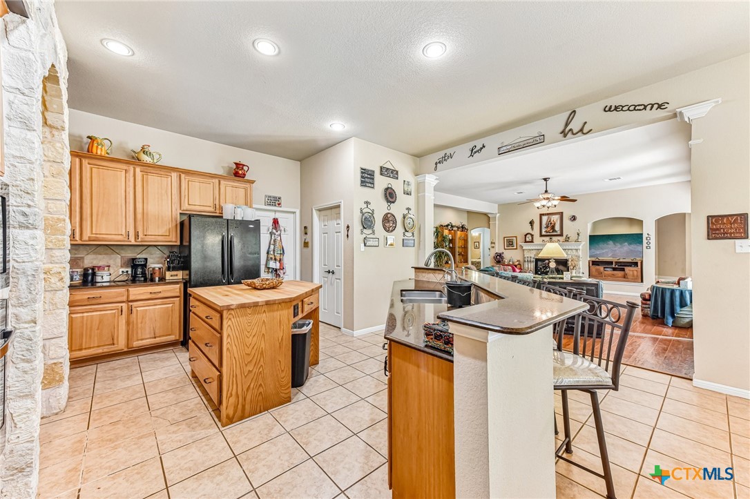 main property photo 11