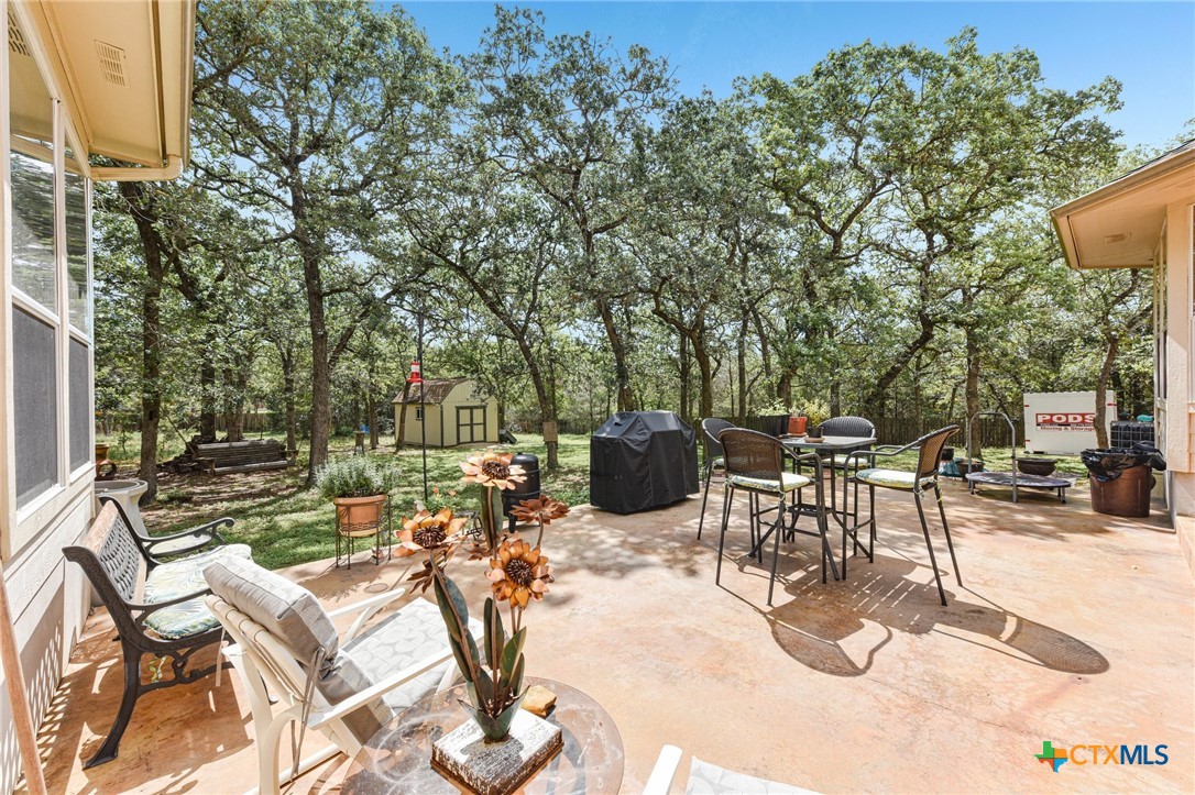main property photo 40