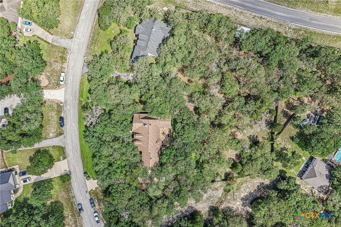 main property photo 41