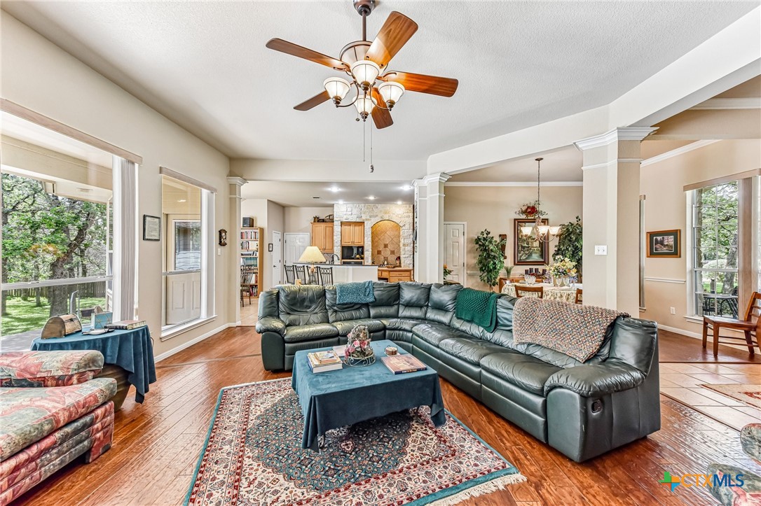 main property photo 9
