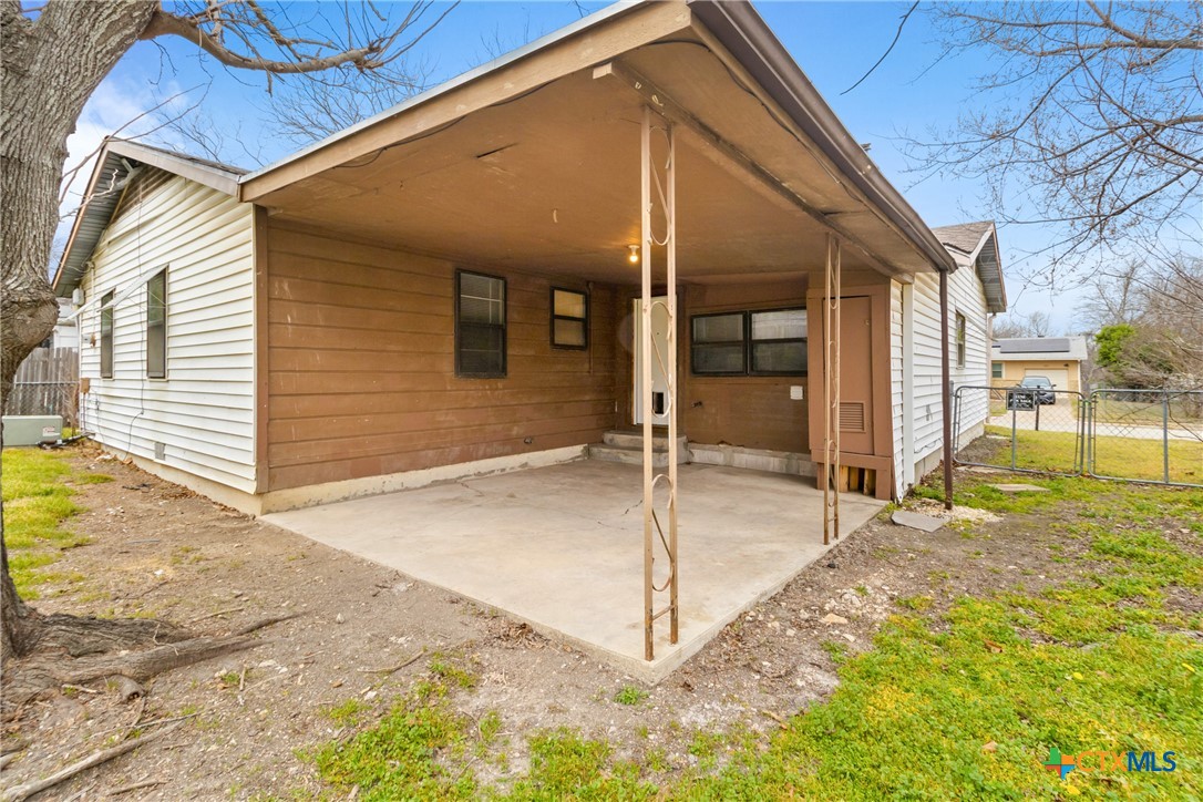 main property photo 27
