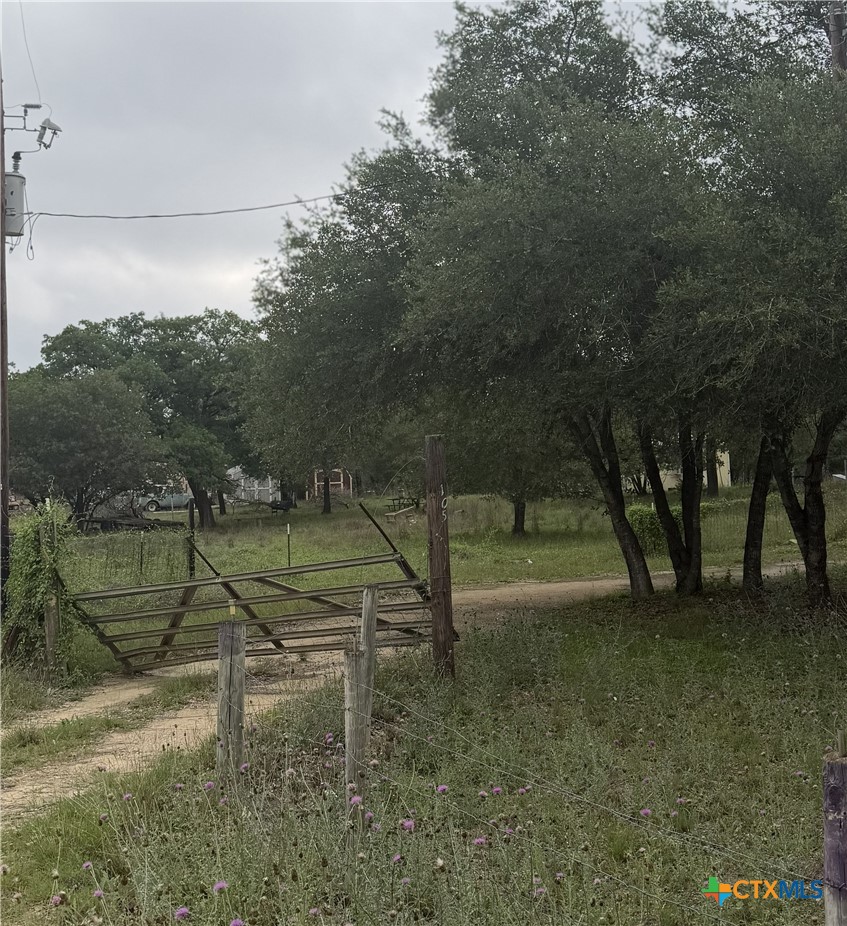 main property photo 11