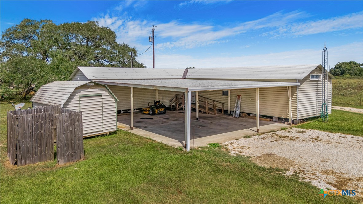 main property photo 12