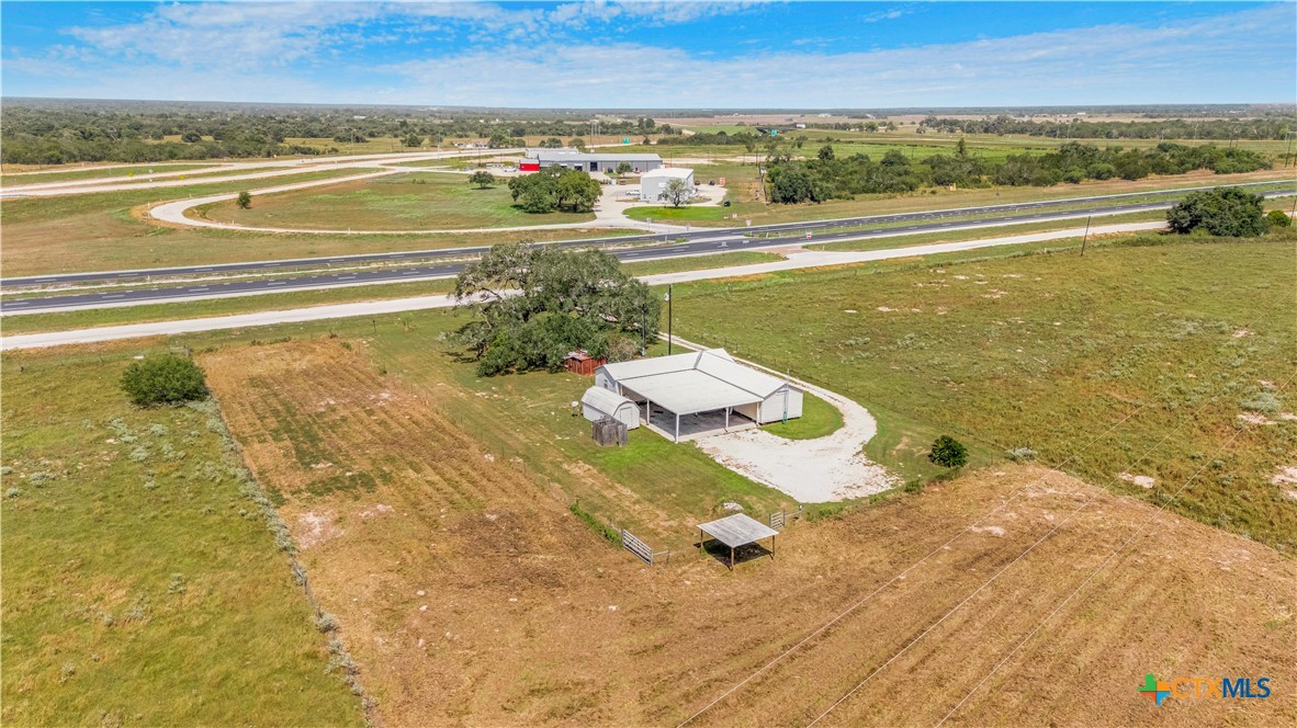main property photo 4