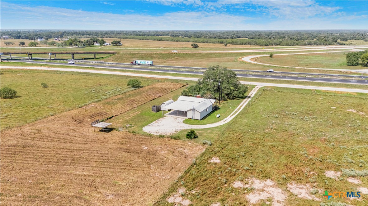 main property photo 6