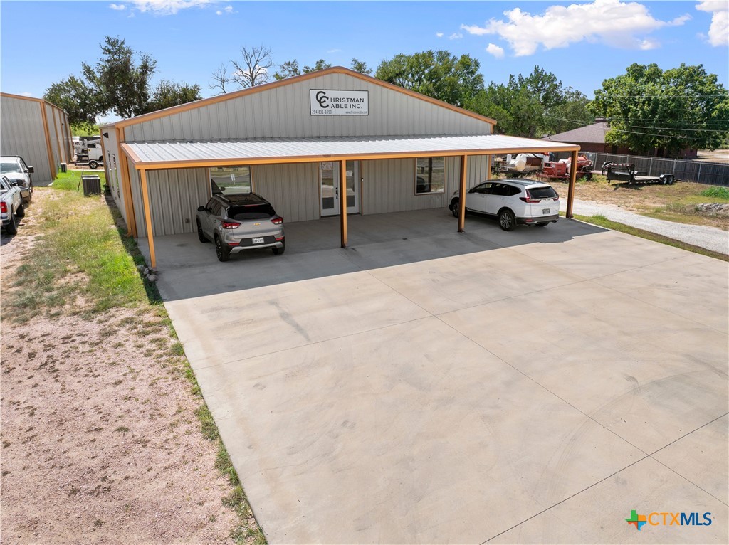 main property photo 14