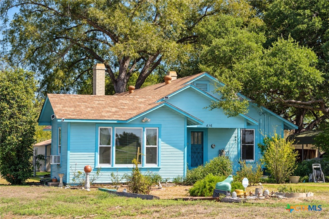main property photo 38
