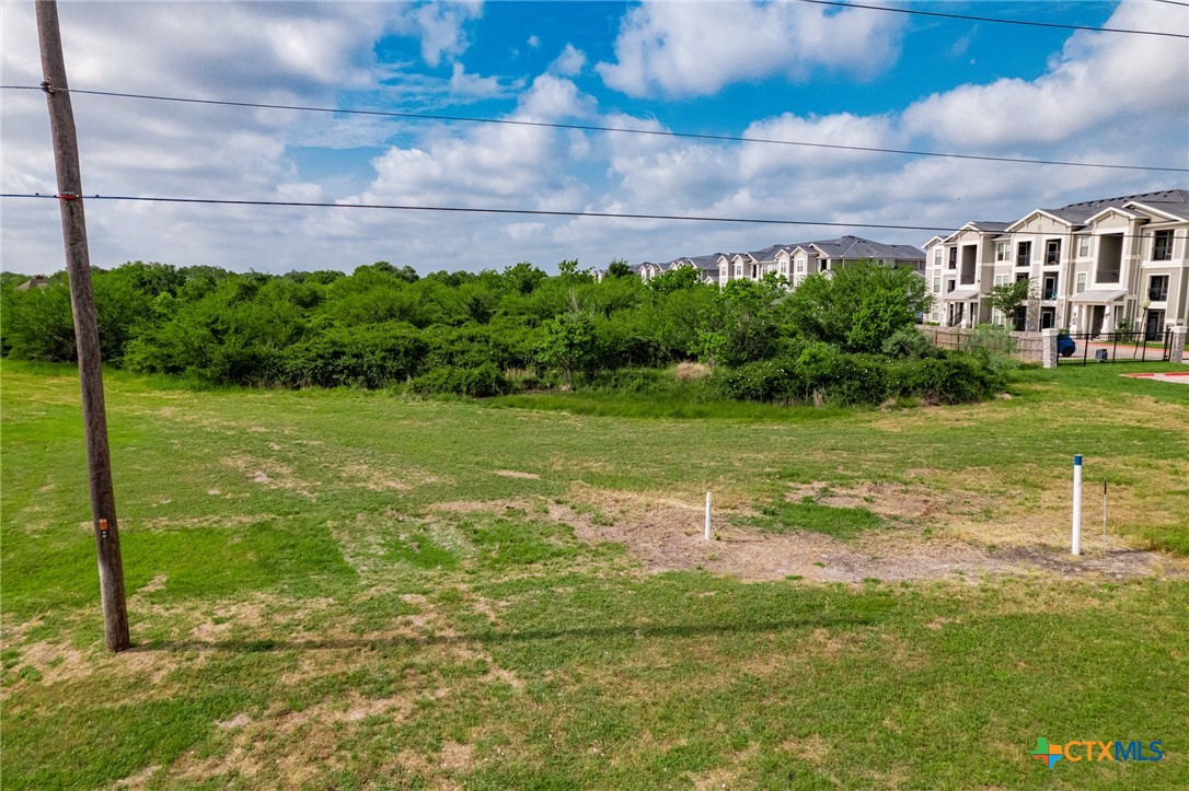 main property photo 11