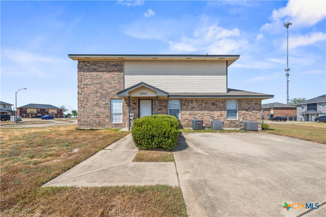main property photo 3