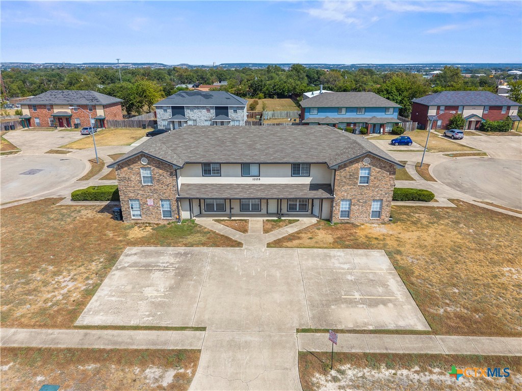 main property photo 6