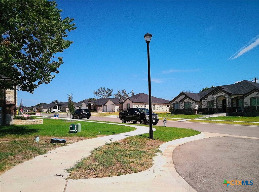 main property photo 16