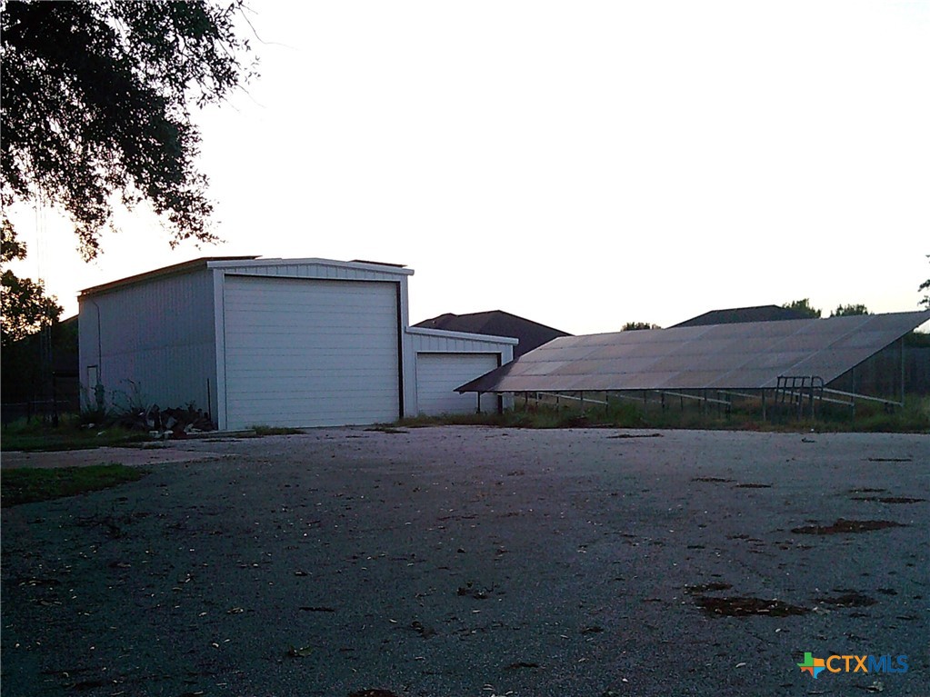 main property photo 45