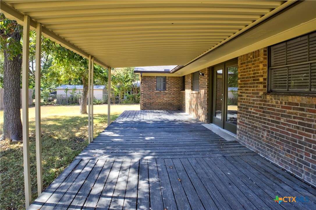 main property photo 13