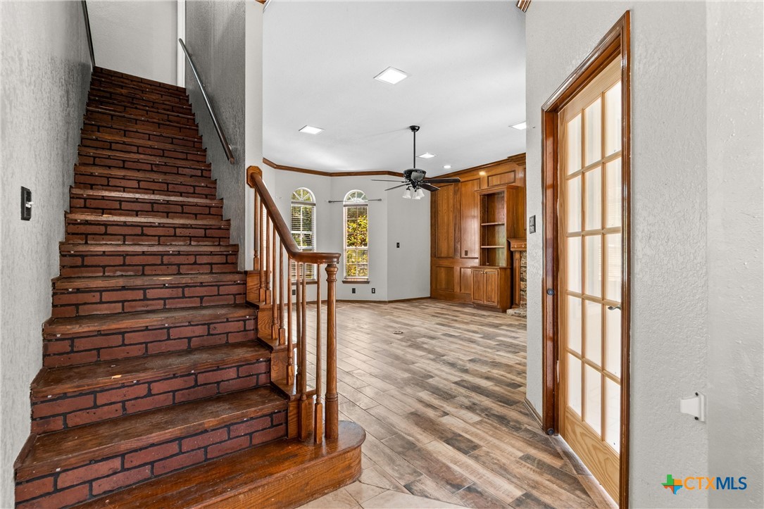 main property photo 19