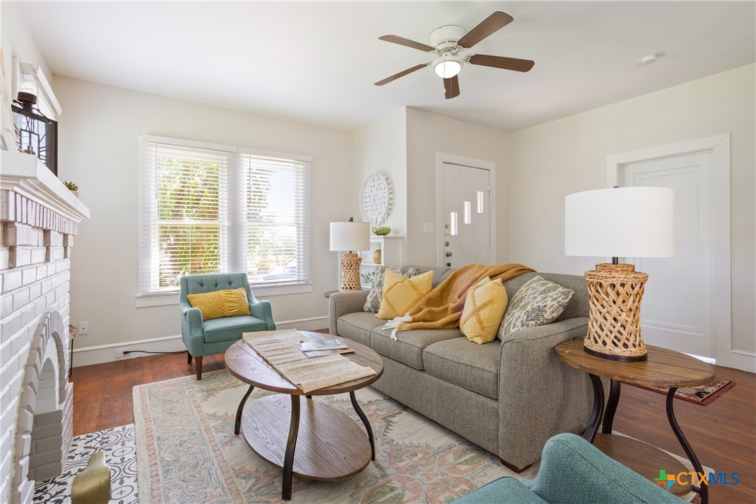 main property photo 3