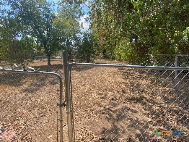 main property photo 12