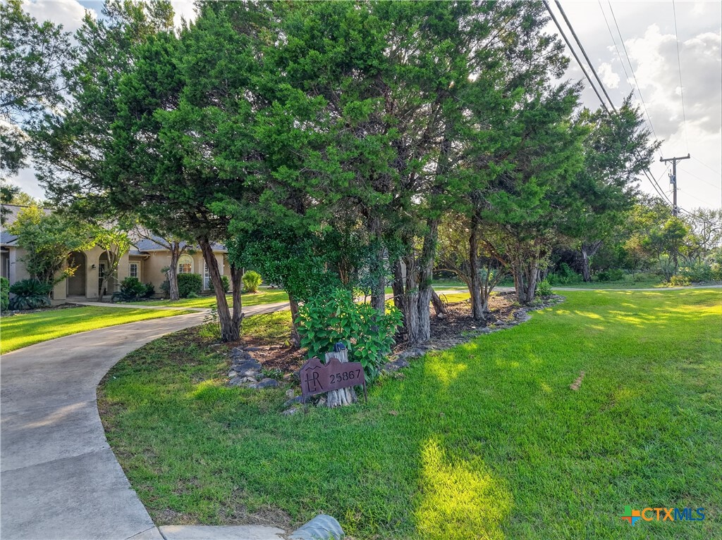 main property photo 10