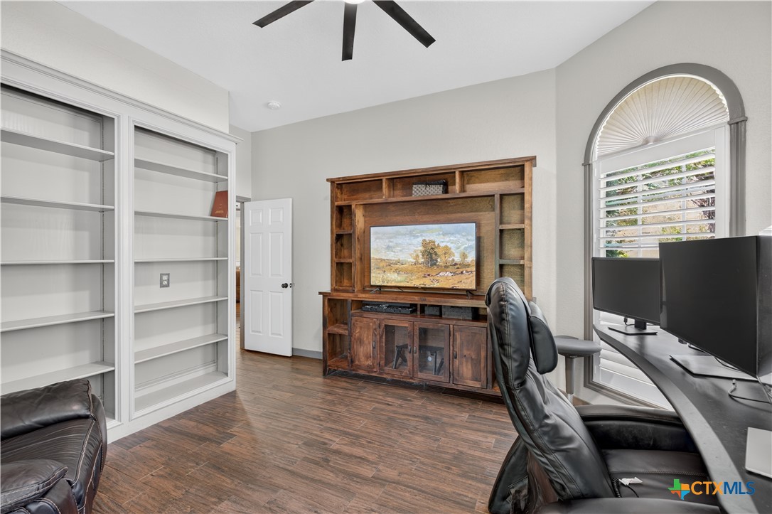 main property photo 21