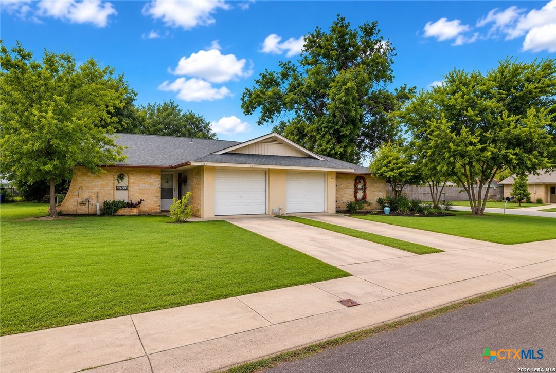 main property photo 12