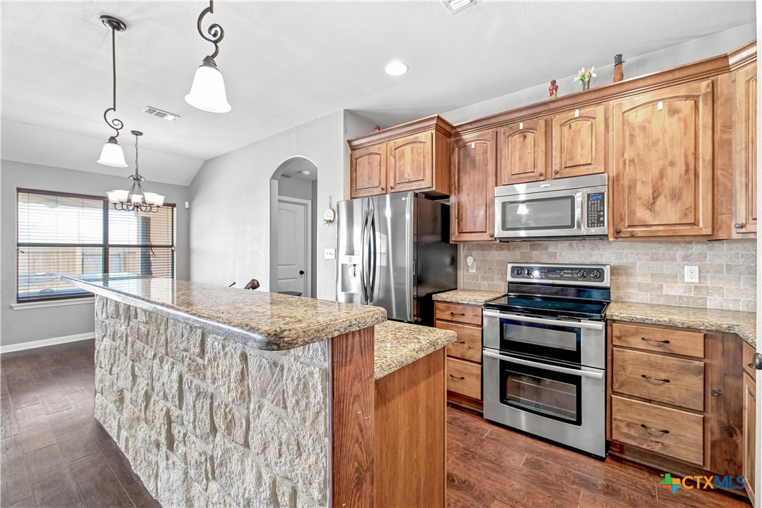 main property photo 5