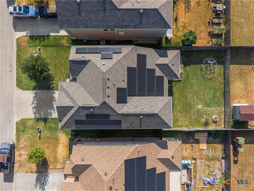 main property photo 11