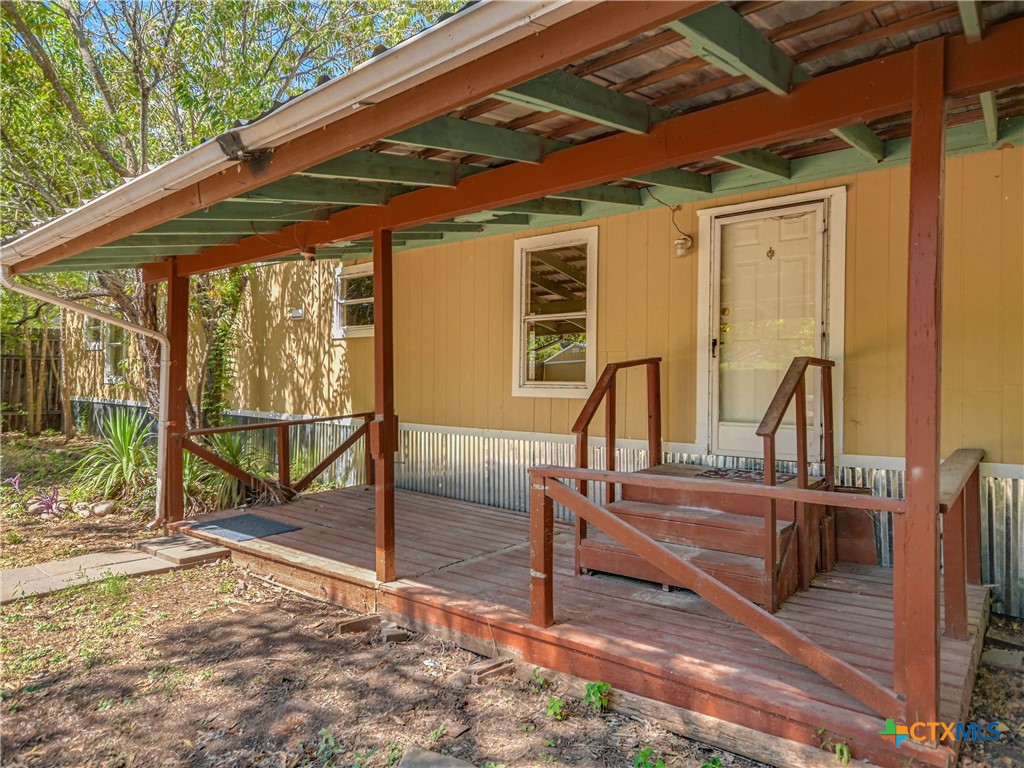 main property photo 8