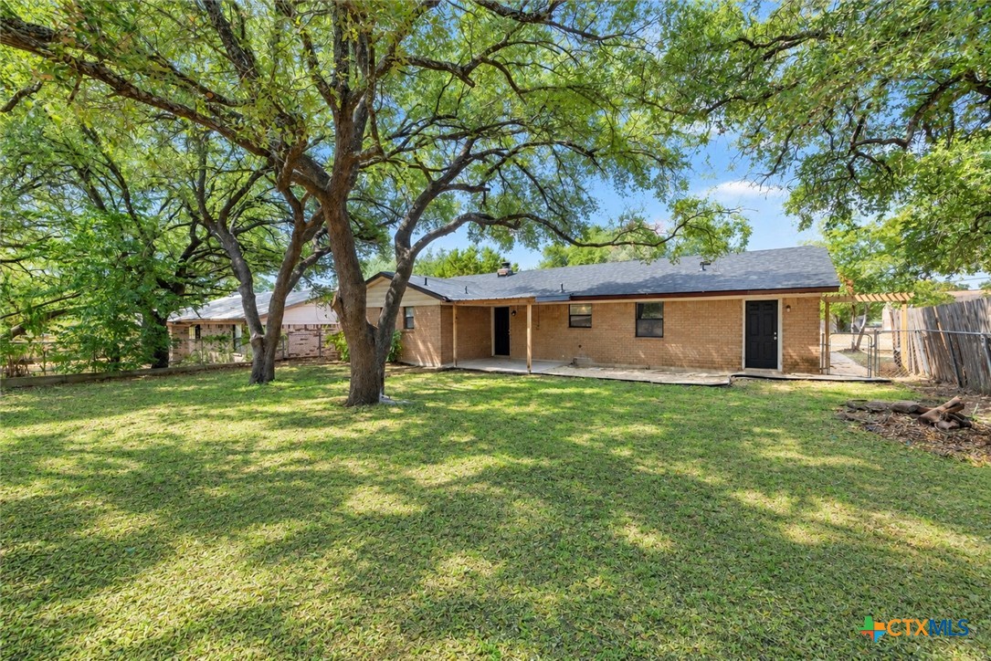 main property photo 26