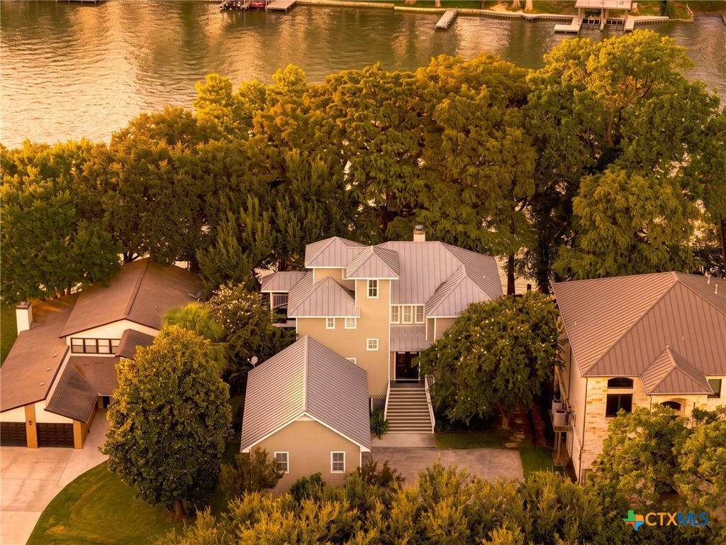 main property photo 47