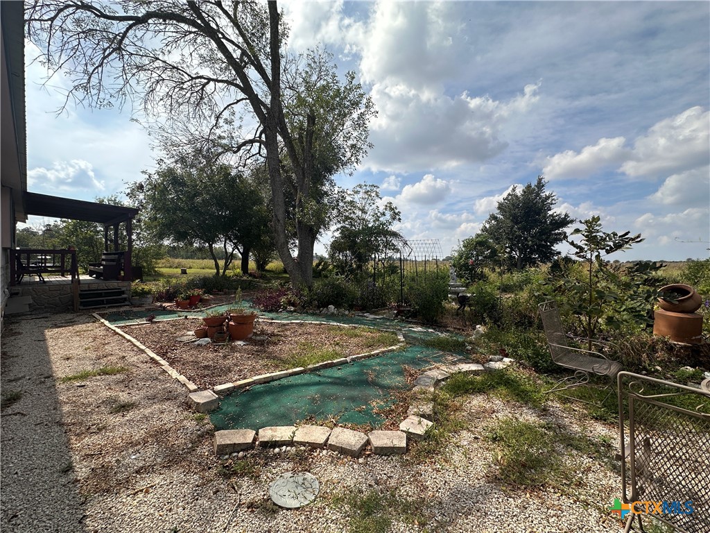 main property photo 22