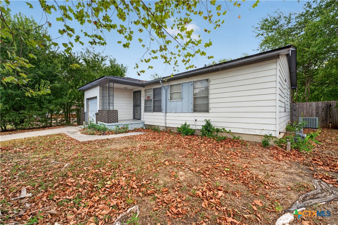 main property photo 14