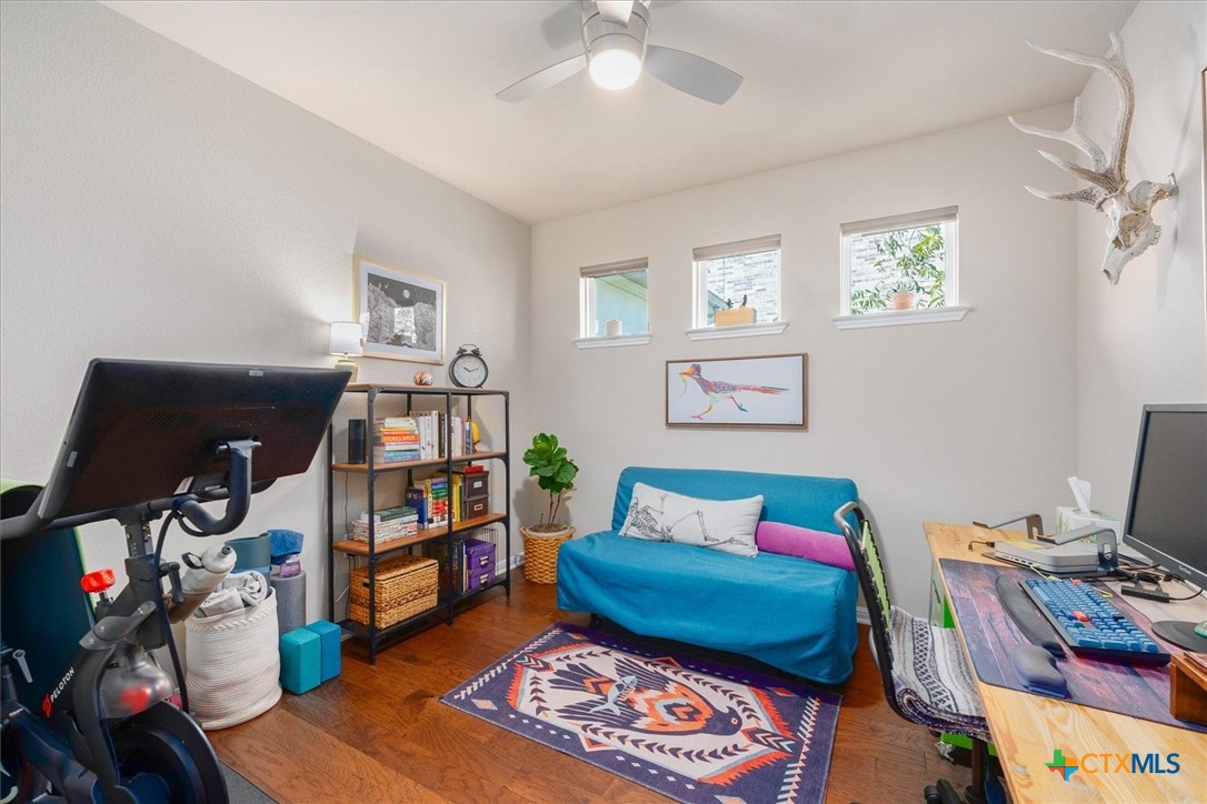 main property photo 25