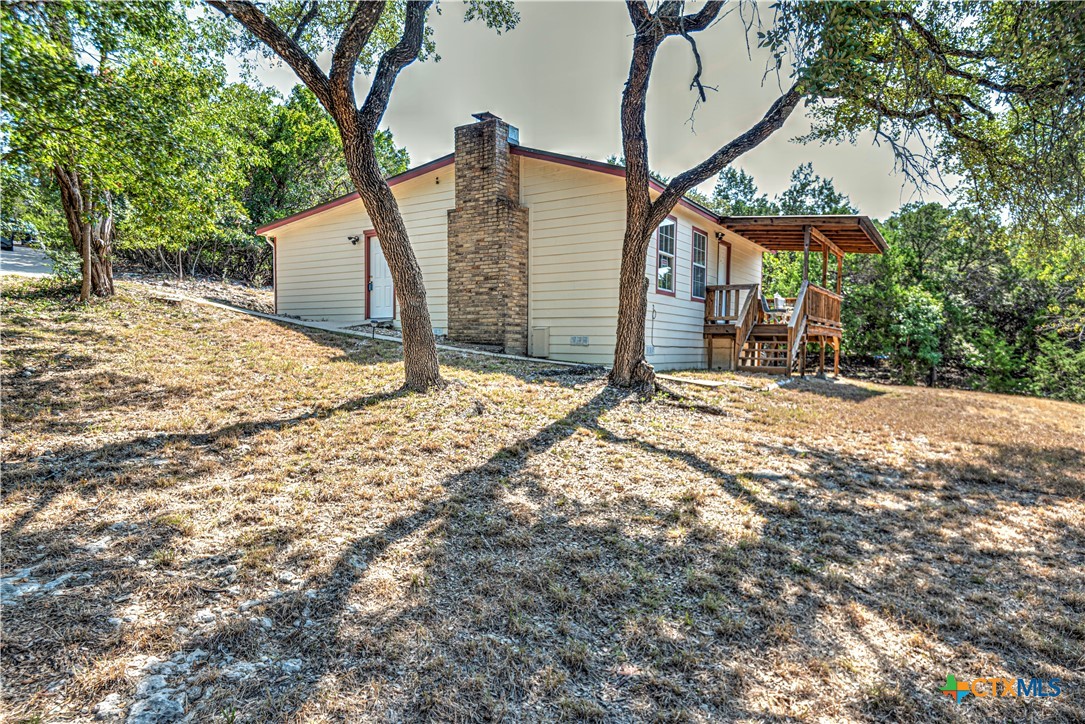 main property photo 6