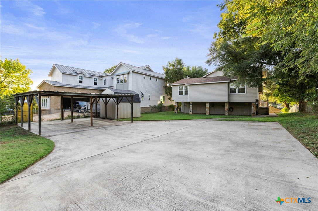main property photo 34