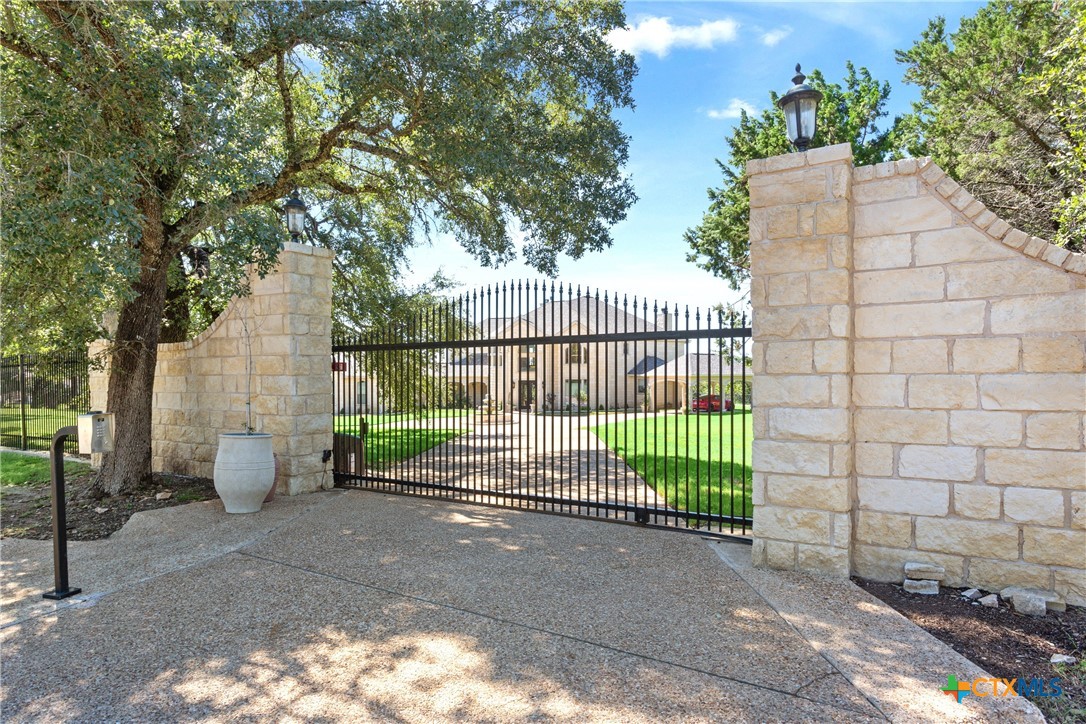 main property photo 44