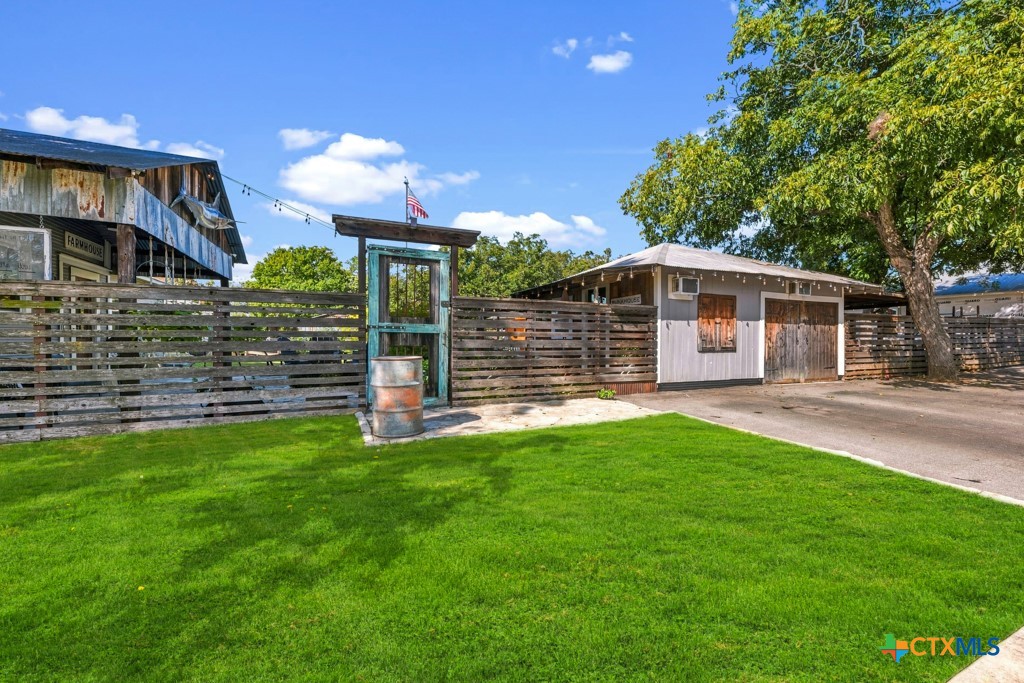main property photo 47