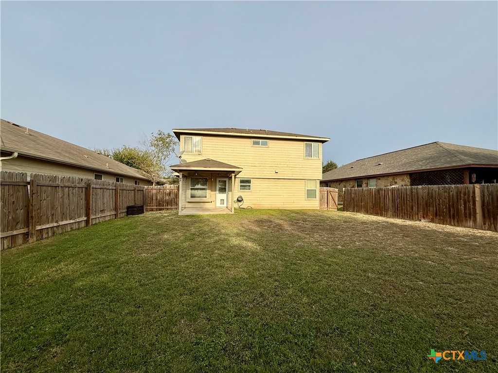 main property photo 28